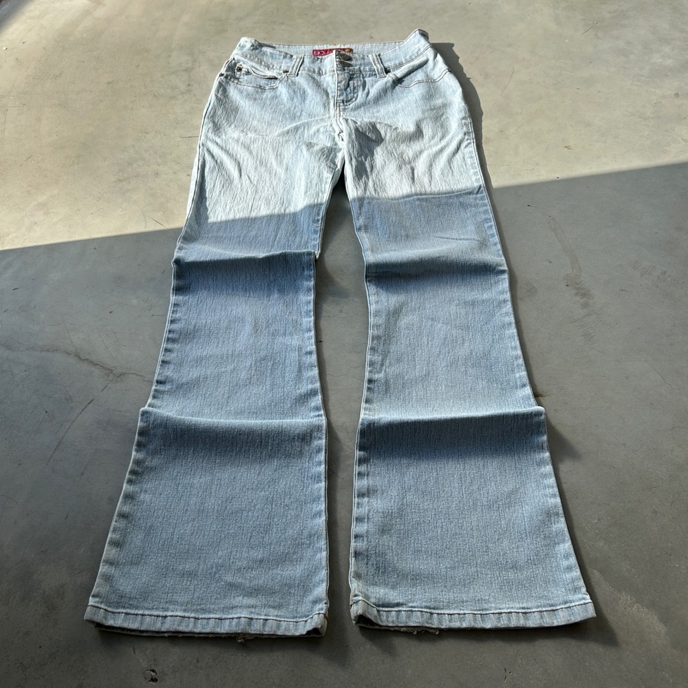 SO Stretch Light Wash Flare Jeans Y2K Low Rise Embroidered Pockets Size 3